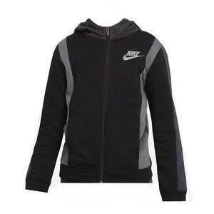 Boy’s Nike zip up hoodie